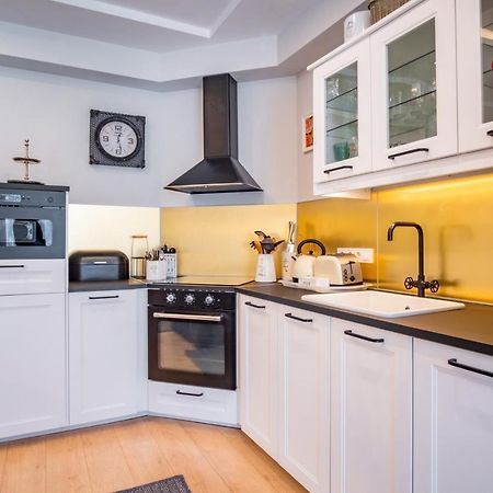 MF Casa Premium Apartment Siofok Bagian luar foto